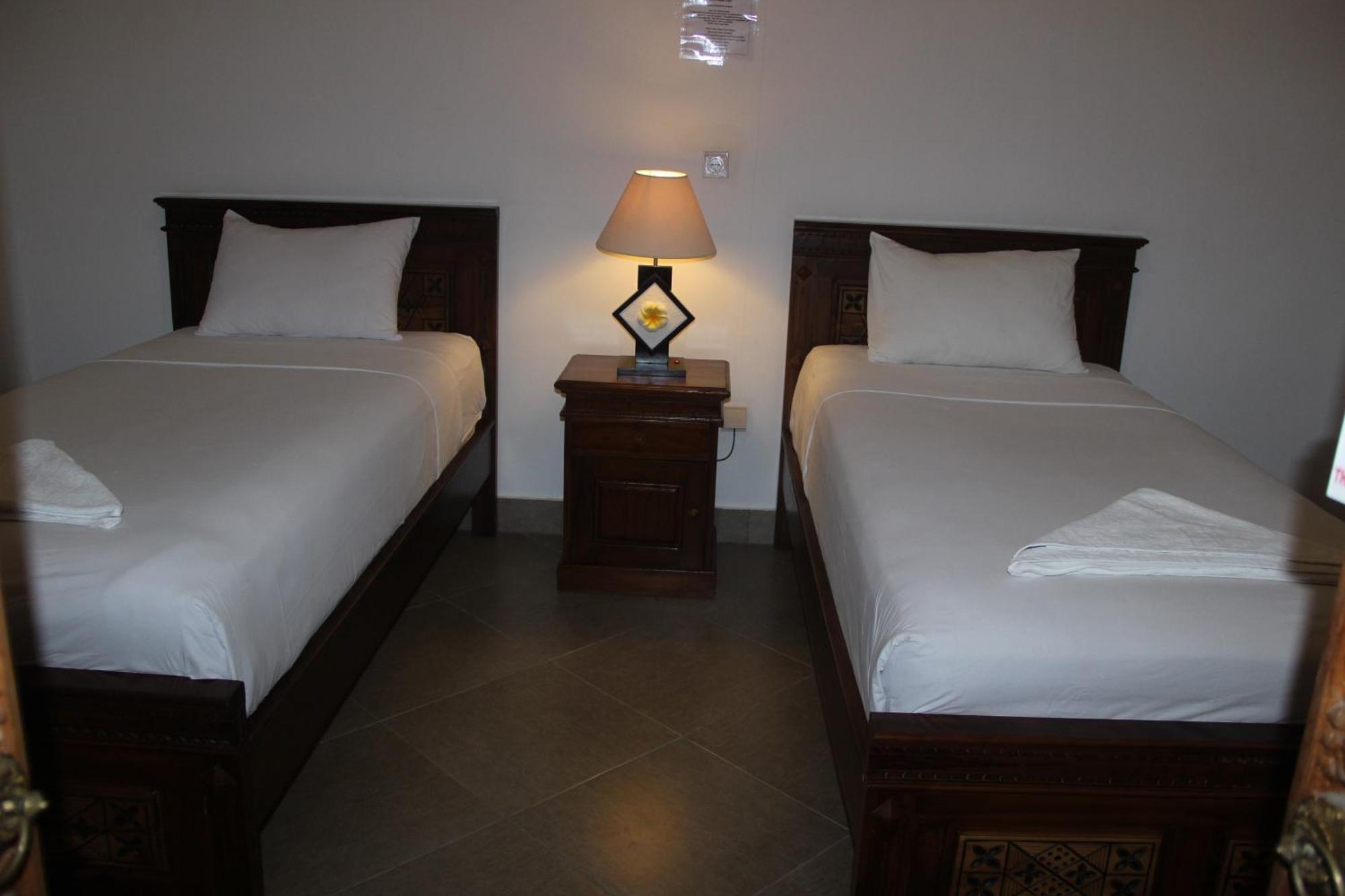 Nitya Home Stay Lembongan Habitación foto